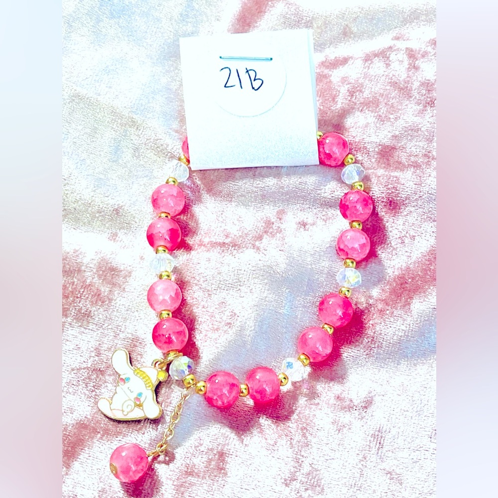 #21B beaded charm bracelet
